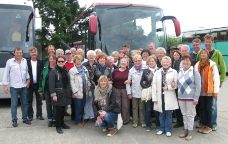 die Teilnehmer mit Busfahrer vor der R&uuml;ckfahrt von der Buga